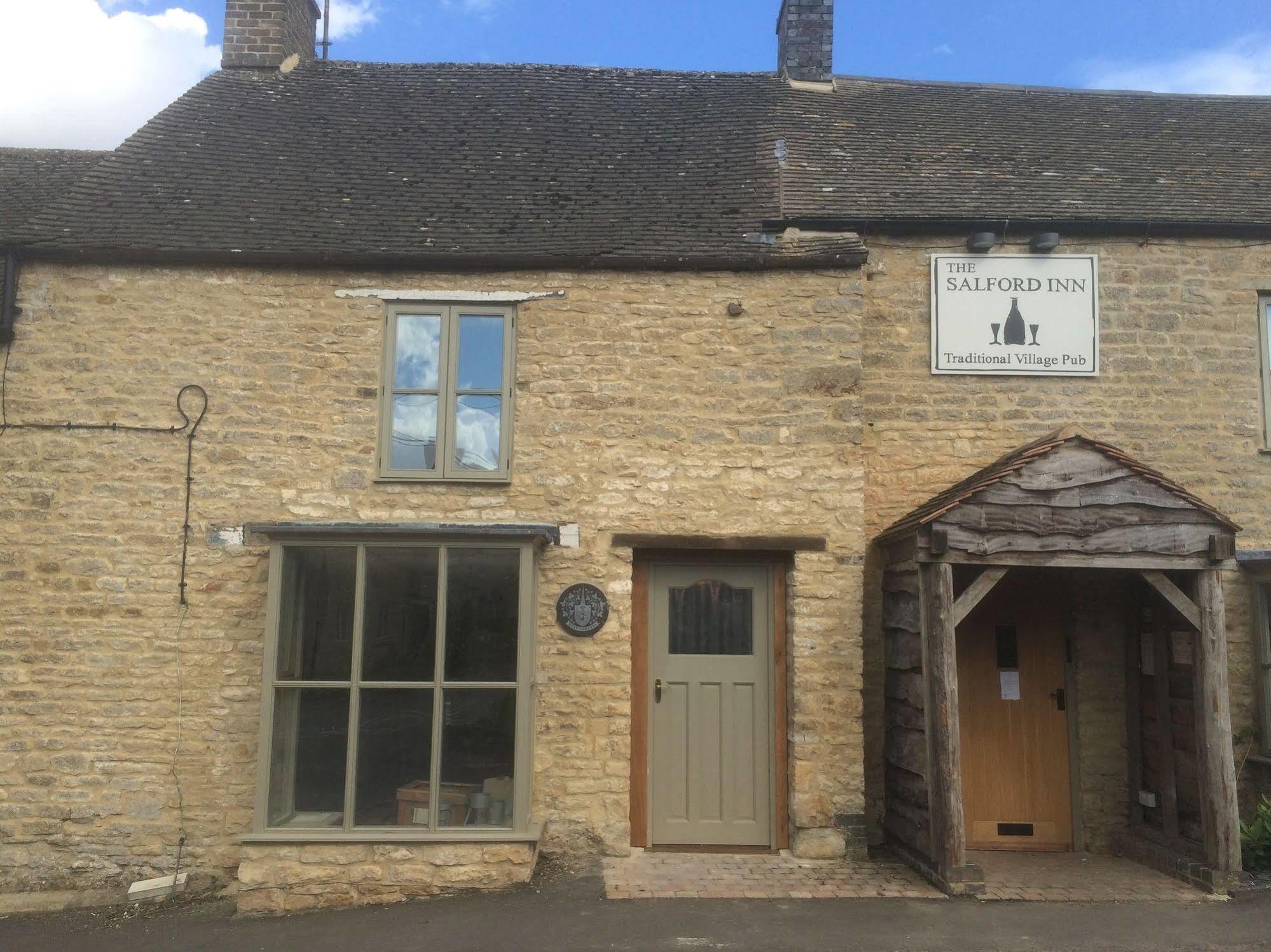The Salford Inn 奇平诺顿 外观 照片